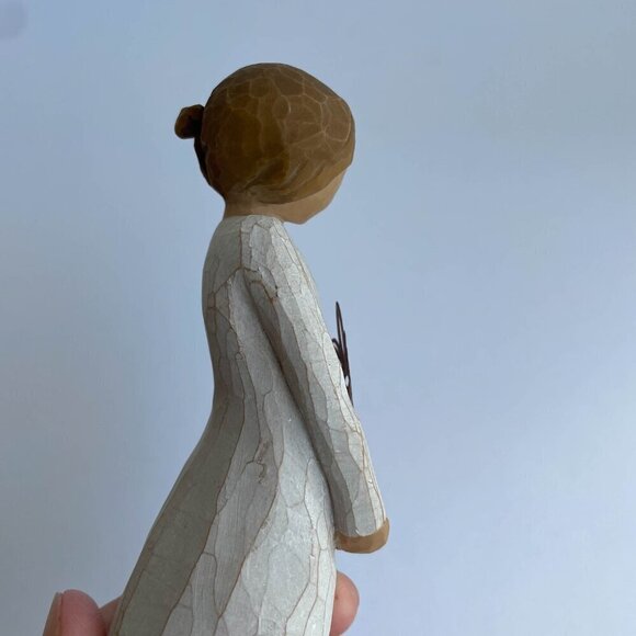 Willow Tree Gracious 2014 Pineapple Figurine Statue Collectible Decor - Picture 7 of 10